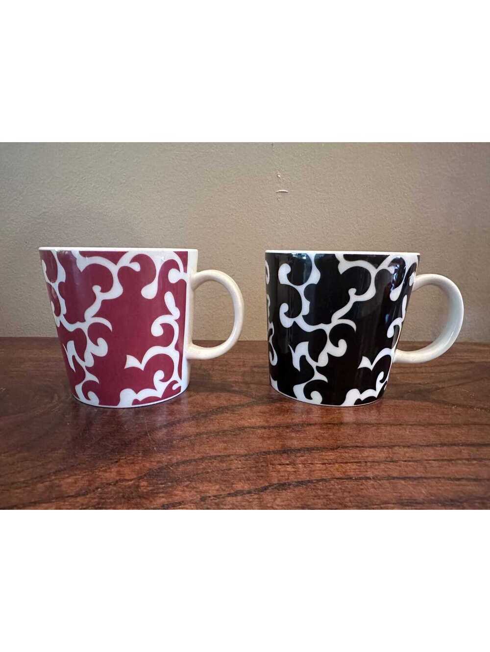 NWOT Vintage Arabia Finland Teema Mug Set "Anturat" by Olli Vasa - Flawless